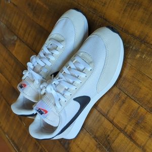Nike Air Tailwind 79 White Phantom Black 9